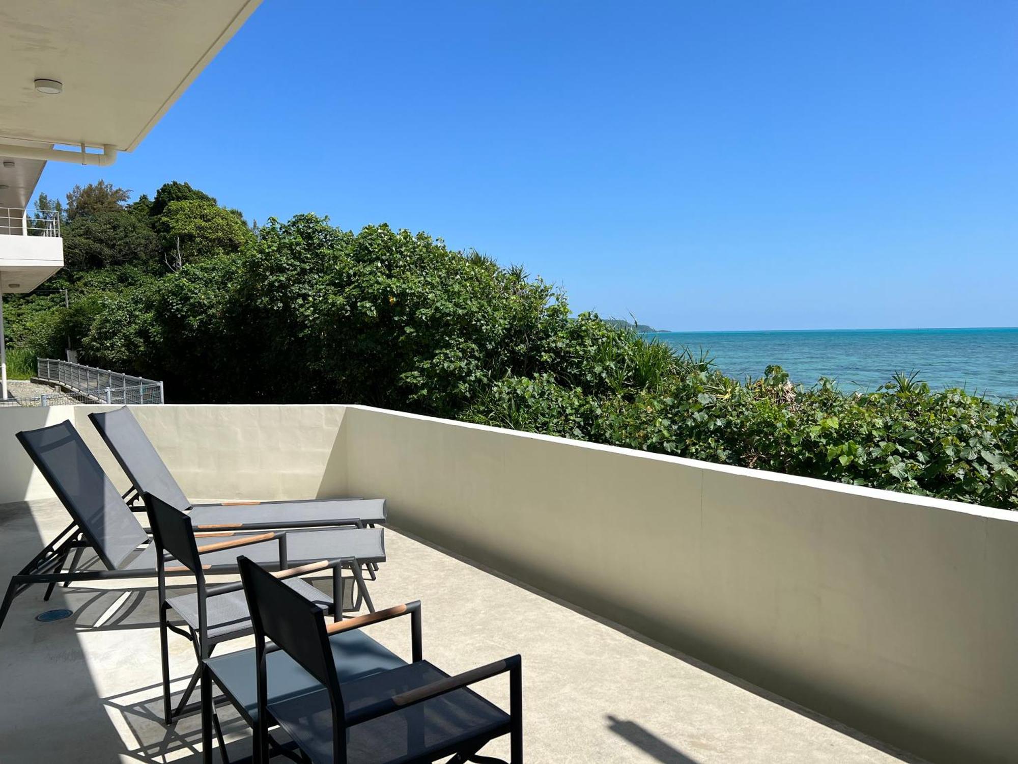 Ocean Front Sumuide Lägenhet Nago Exteriör bild